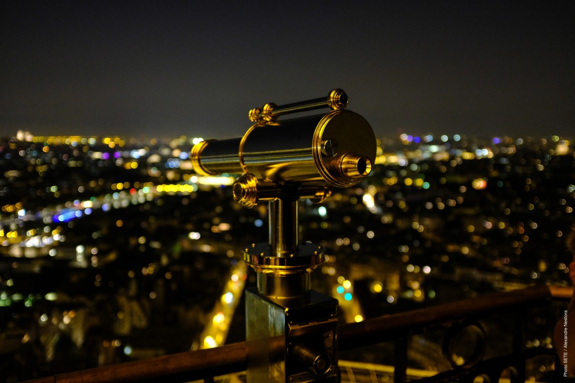 Vista nocturna desde la Torre Eiffel
